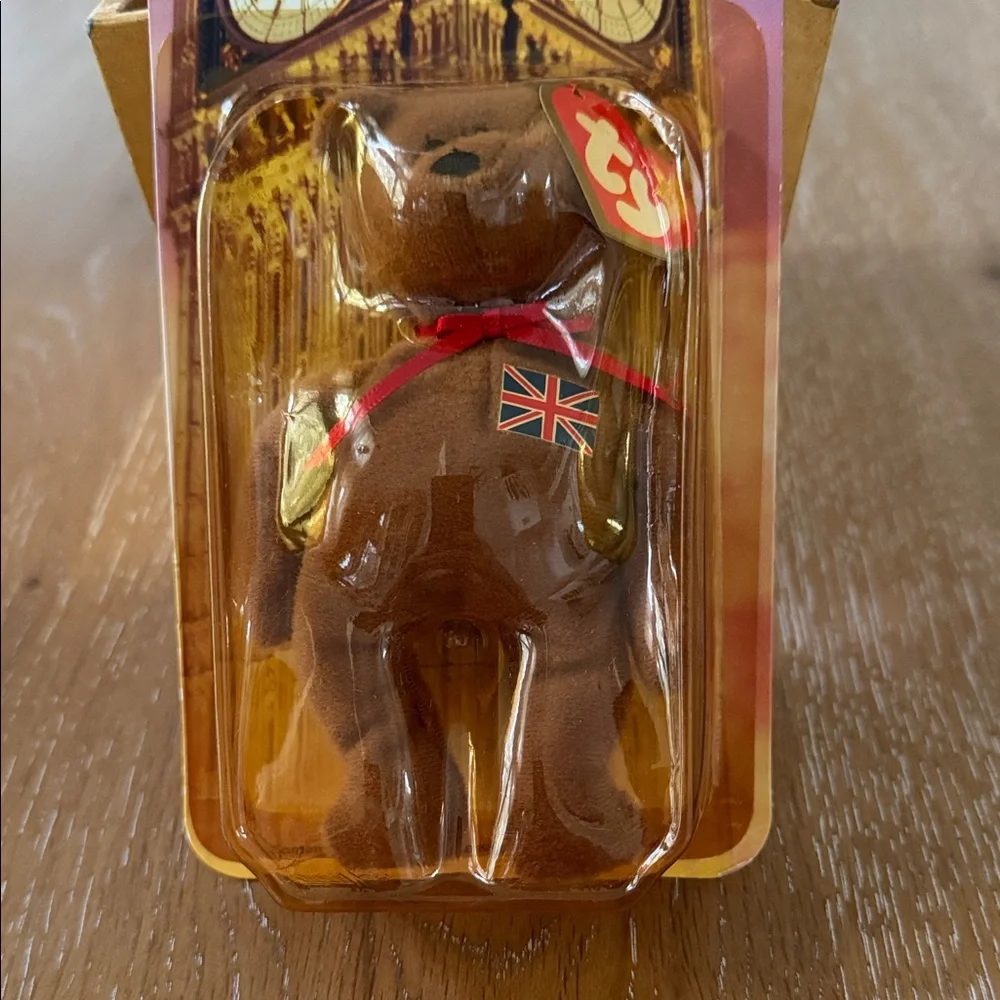 Ty Britannia the Bear - Brown with Errors